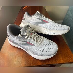 Brooks Ghost 14 Running Shoes Women’s 9.5